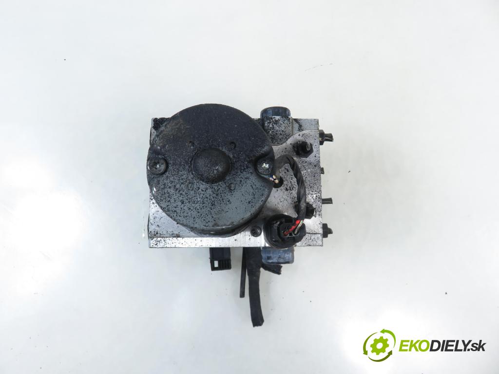 SMART FORTWO Coupe (450) HB 2004 45,00 0.7 (450.352, 450.332) - M 160.920 698,00 Pumpa ABS 0265950077 (Pumpa ABS)