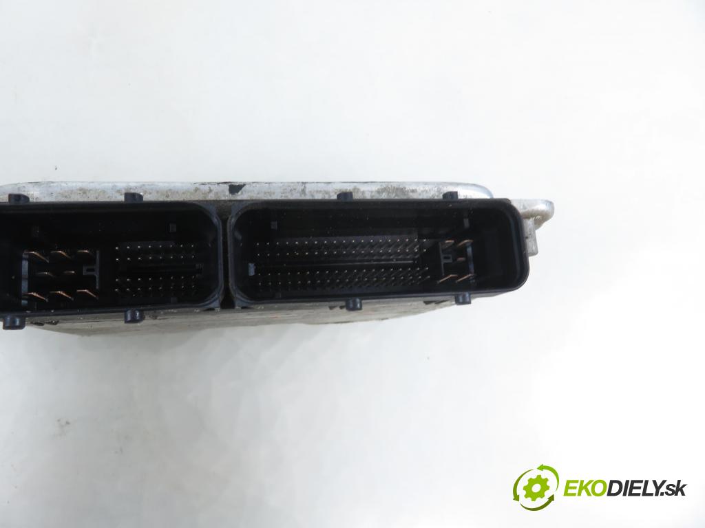 SEAT LEON (1M1) HB 1999 81,00 1.9 TDI - AHF 1896,00 Riadiaca jednotka Motor 038906012AT ; 0281010062