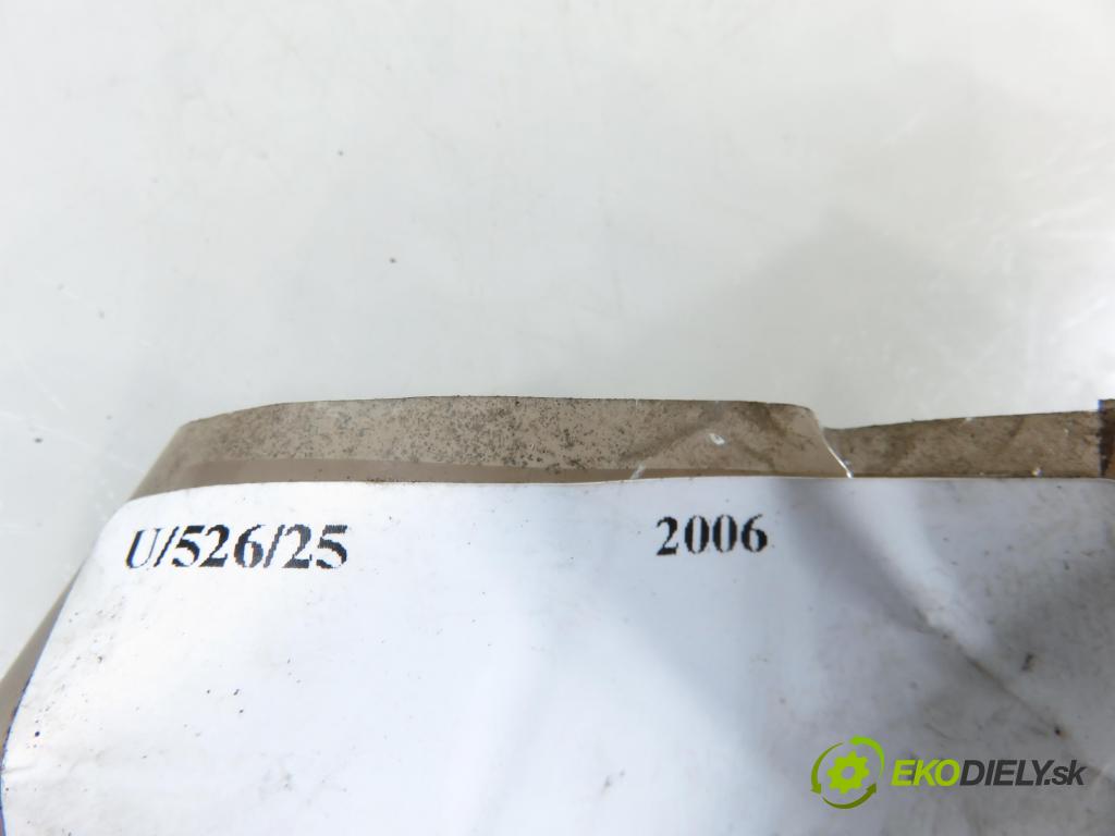 FORD FOCUS II sedan (DB_, FCH, DH) SEDAN 2006 74,00 1.6 - SHDB 1596,00 Potenciometer plynu 4M519F836AH (Potenciometer plynového pedálu)