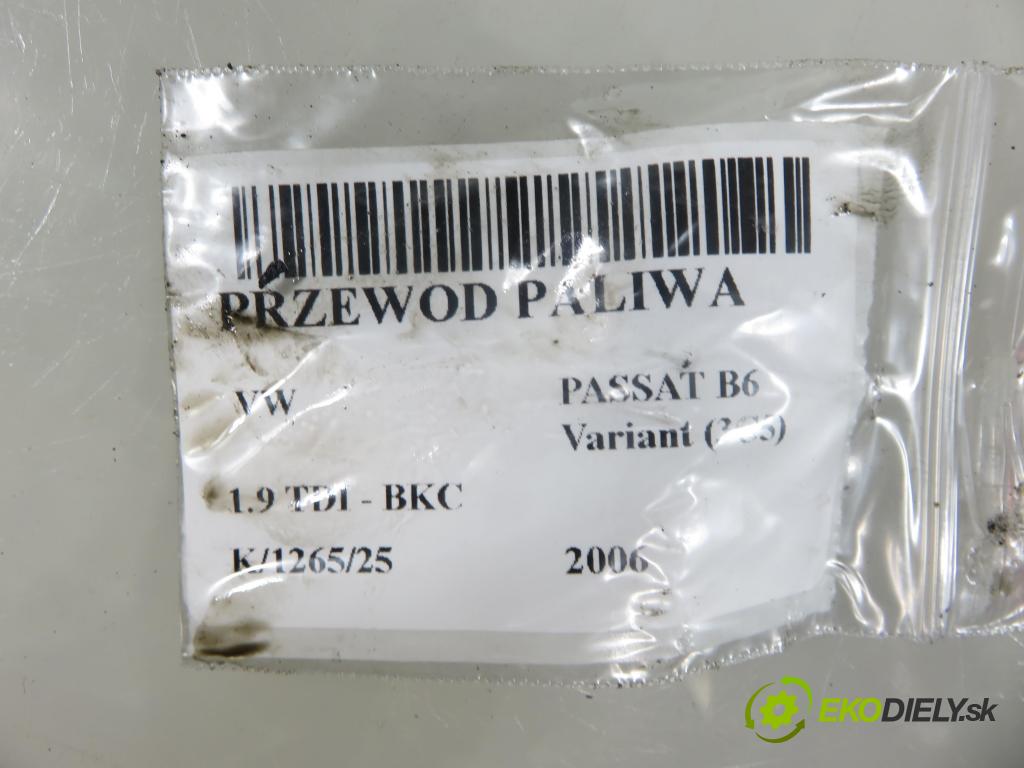 VW PASSAT B6 Variant (3C5) KOMBI 2006 77,00 1.9 TDI - BKC 1896,00 rúrka paliva