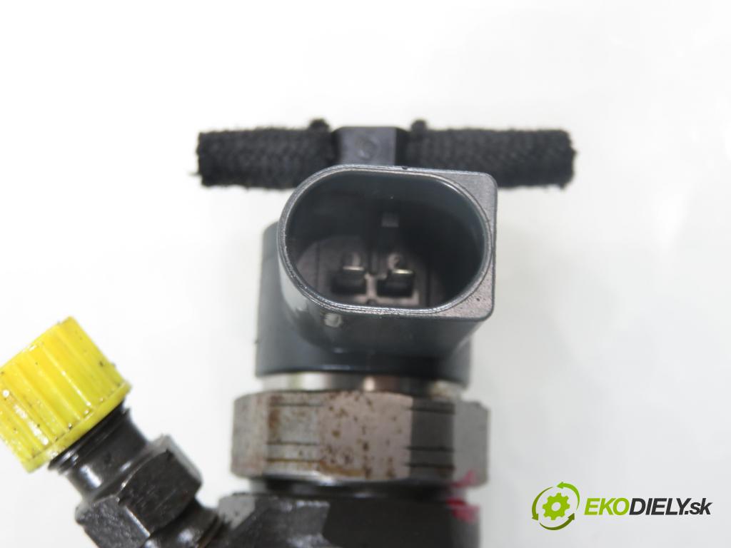 MERCEDES-BENZ KLASA C (W203) SEDAN 2003 85,00 C 200 CDI 116 - OM 611.962 2148,00 vstrekovač 0986435061 (Vstrekovač paliva)