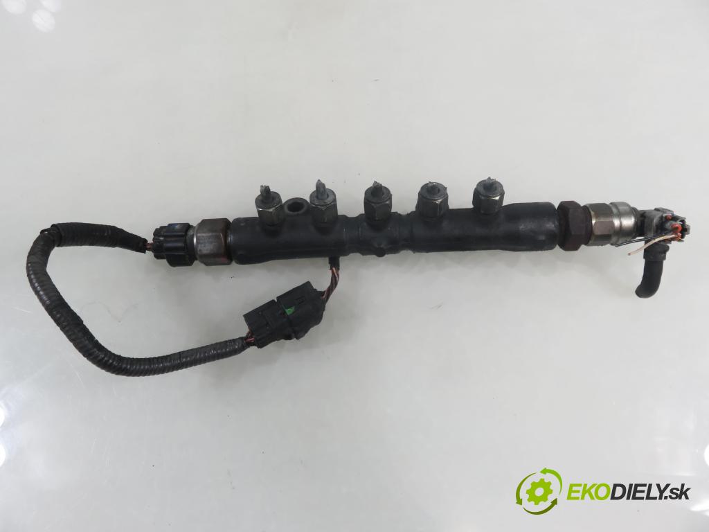 TOYOTA COROLLA (_E12_) HB 2004 66,00 2.0 D-4D 1995,00 Lišta vstrekovacia 8945860010 (Vstrekovacia lišta)