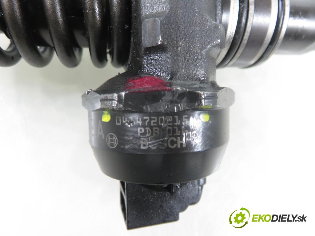 VW PASSAT B6 Variant (3C5) KOMBI 2006 77,00 1.9 TDI - BXE 1896,00 Vstrekovač 038130073AG ; 0414720215 (Vstrekovač paliva)