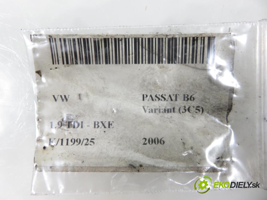 VW PASSAT B6 Variant (3C5) KOMBI 2006 77,00 1.9 TDI - BXE 1896,00 Vstrekovač 038130073AG ; 0414720215 (Vstrekovač paliva)