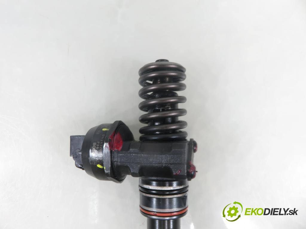 SKODA FABIA I Combi (6Y5) KOMBI 2002 74,00 1.9 TDI - ATD 1896,00 Vstrekovač 038130073AJ ; 0414720037 (Vstrekovač paliva)