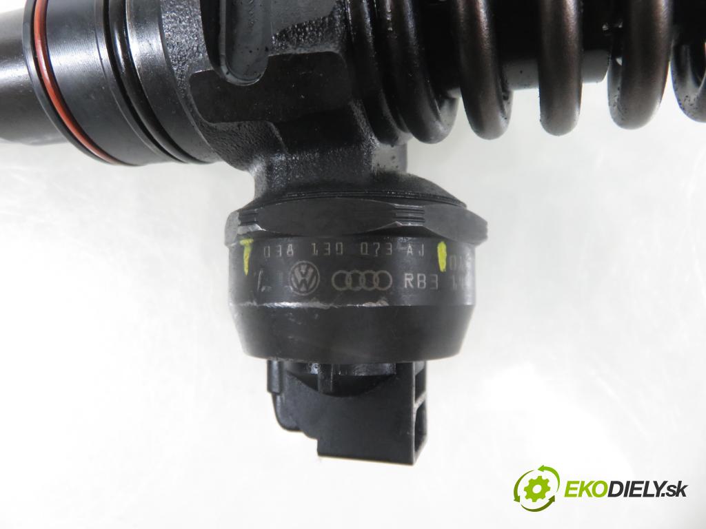 SKODA FABIA I Combi (6Y5) KOMBI 2002 74,00 1.9 TDI - ATD 1896,00 Vstrekovač 038130073AJ ; 0414720037 (Vstrekovač paliva)