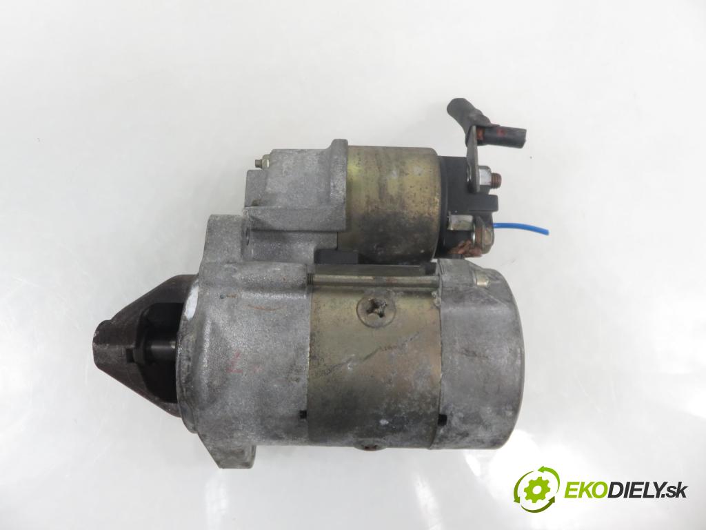 SMART FORTWO Coupe (450) HB 2004 45,00 0.7 (450.352, 450.332) - M 160.920 698,00 Štartér 63101007 ; 0003188V008 (Štartér)