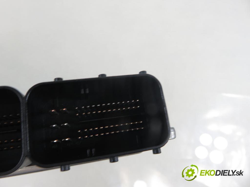 BMW 3 (E46) SEDAN 2004 110,00 320 d 150 - M47 D20 (204D4) 1995,00 Riadiaca jednotka Motor 0281011122 ; 7794624