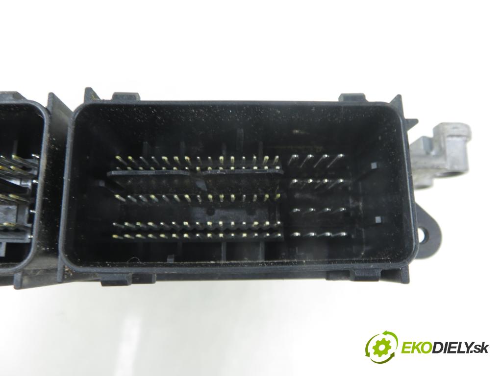 FORD FOCUS III Turnier KOMBI 2015 88,00 1.5 TDCi - XWDA 1499,00 Riadiaca jednotka Motor 0281032272 ; F1F112A650RA ; F1F112B684AD