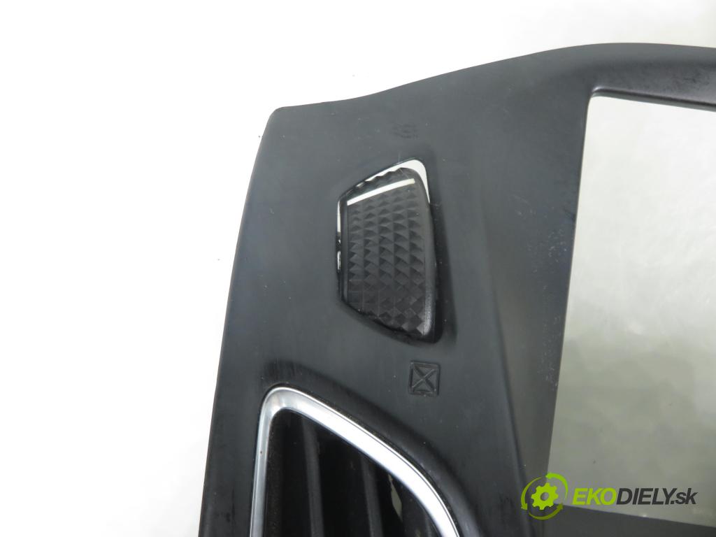 FORD FOCUS III Turnier KOMBI 2015 88,00 1.5 TDCi - XWDA 1499,00 palubná doska F1ET18K811HC