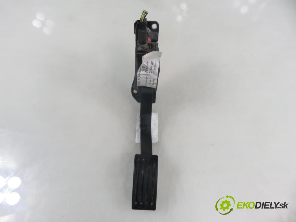 FORD FOCUS III Turnier KOMBI 2015 88,00 1.5 TDCi - XWDA 1499,00 Potenciometer plynu EV619F836AA ; 6PV01036880 (Potenciometer plynového pedálu)