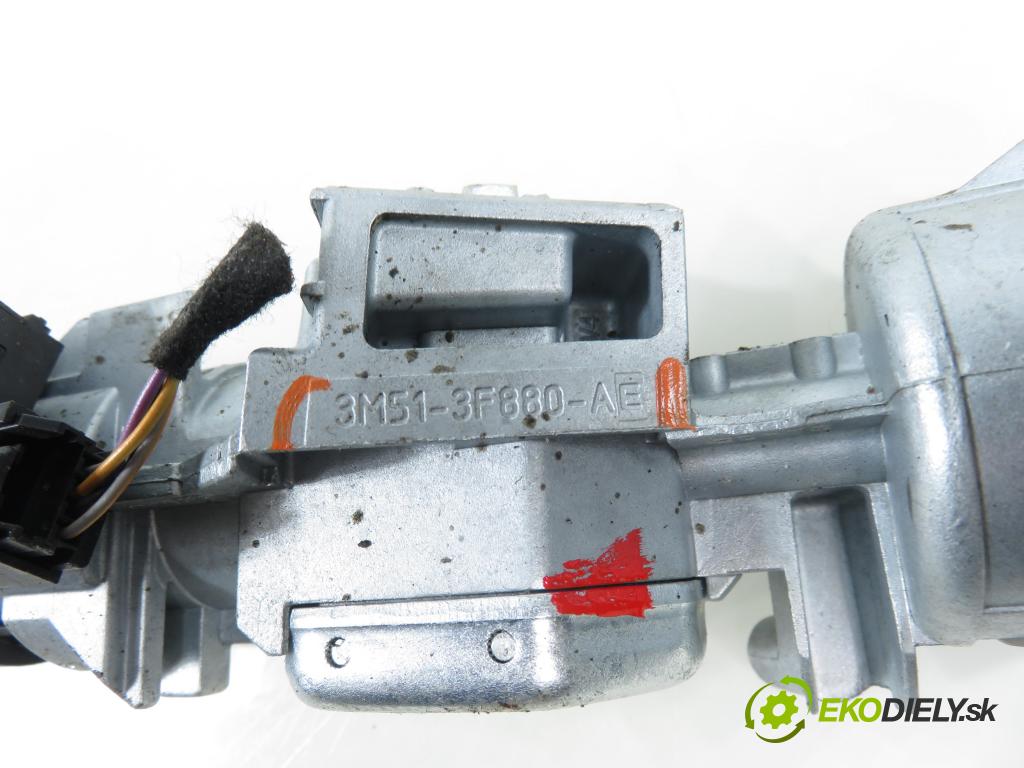 FORD FOCUS III Turnier KOMBI 2015 88,00 1.5 TDCi - XWDA 1499,00 spinačka 3M513F880AE (Spínacia skrinka)