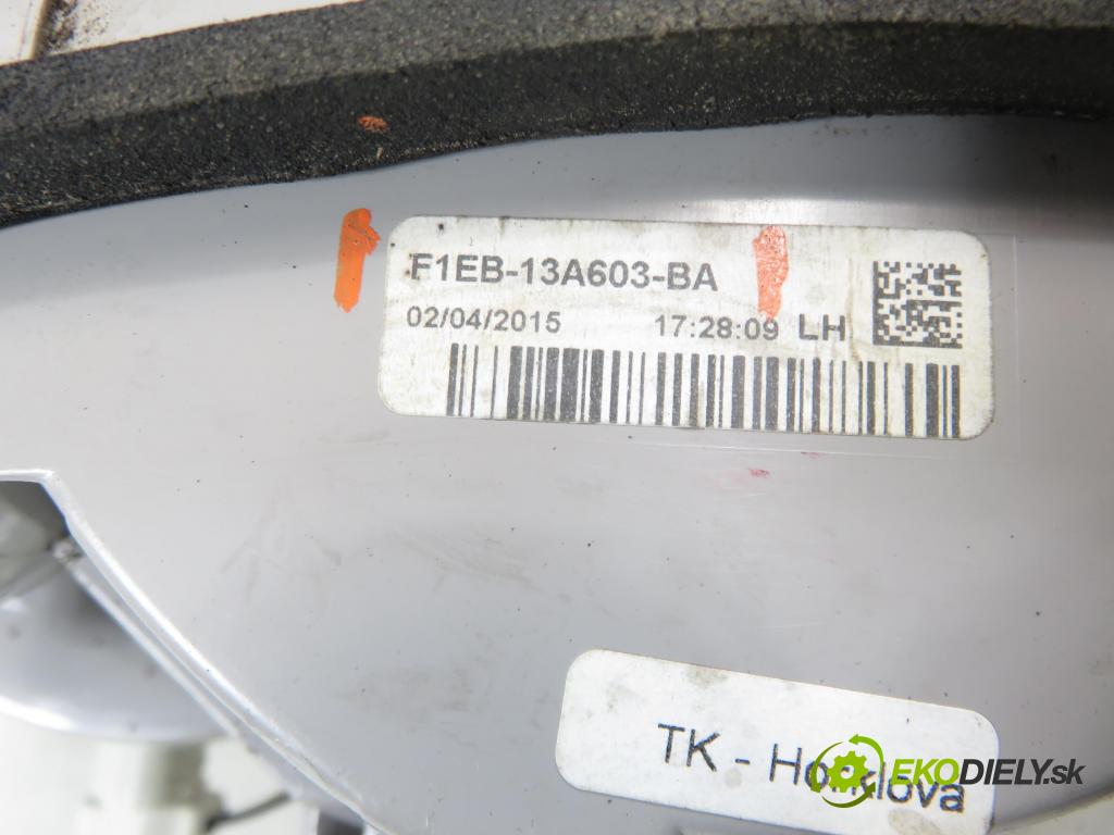FORD FOCUS III Turnier KOMBI 2015 88,00 1.5 TDCi - XWDA 1499,00 Svetlo ľavé zadné kufor F1EB13A603BA