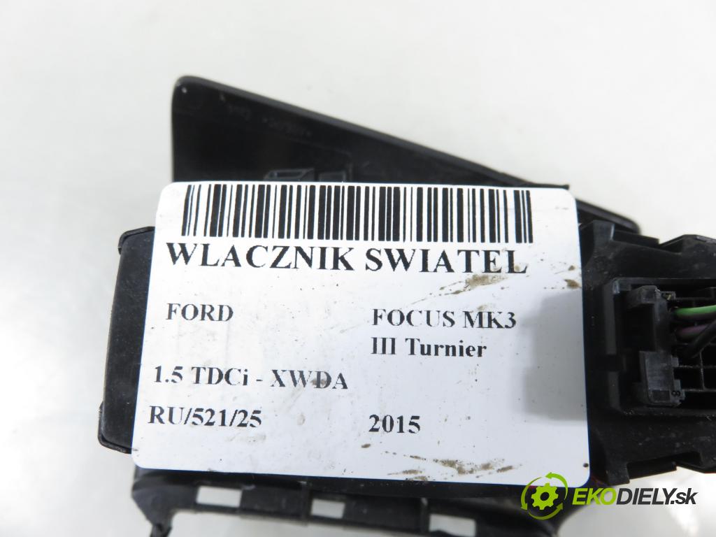 FORD FOCUS III Turnier KOMBI 2015 88,00 1.5 TDCi - XWDA 1499,00 prepínač svetlá F1ET13A024AA