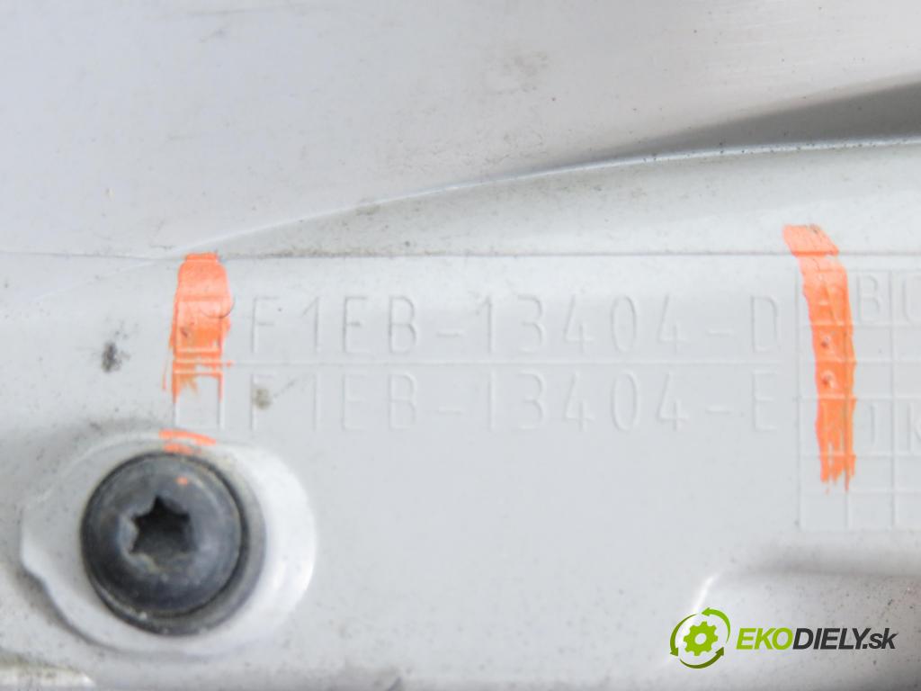 FORD FOCUS III Turnier KOMBI 2015 88,00 1.5 TDCi - XWDA 1499,00 Svetlo pravé zadné F1EB13404D ; F1EB13404E