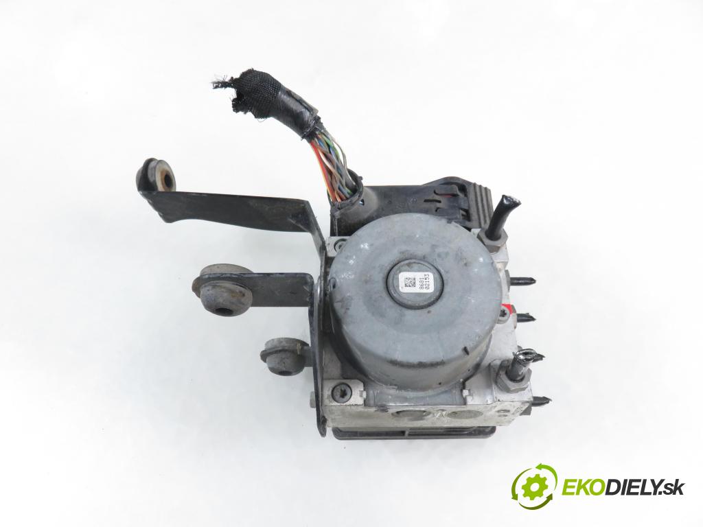 FORD FOCUS III Turnier KOMBI 2015 88,00 1.5 TDCi - XWDB 1499,00 Pumpa ABS F1FC2C405AE ; 10091501573 (Pumpa ABS)
