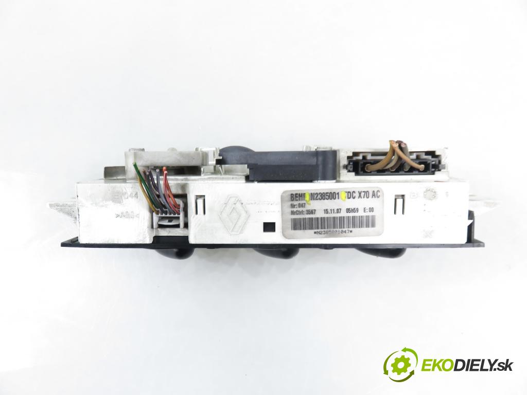 RENAULT MASTER II Skrzynia (FD) FURGON 2007 88,00 2.5 dCi 120 - G9U 650 2464,00 Panel kúrenia KLIMATIZACE: N2385001