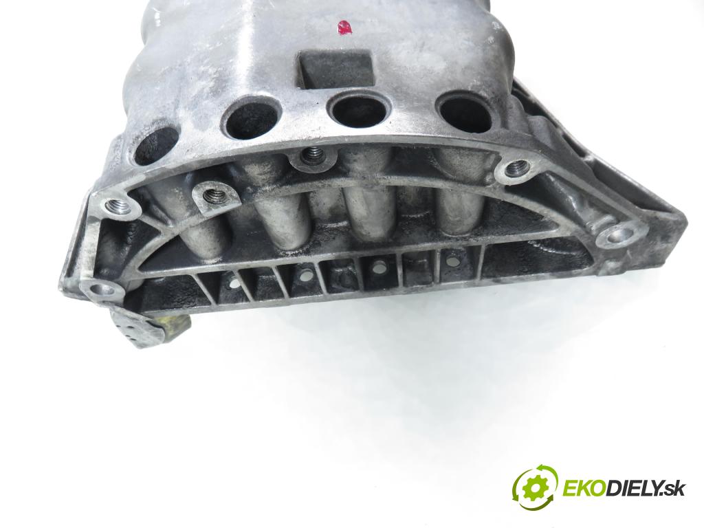 RENAULT TRAFIC II Autobus (JL) BUS 2005 74,00 1.9 dCI 100 (JL0C) - F9Q 760 1870,00 Vaňa olejová 8200185680 (Olejová vaňa)