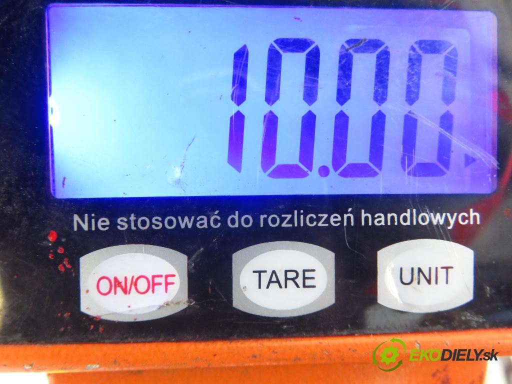 AUDI A4 (8D2, B5) SEDAN 1997 92,00 1.8 20V 125 quattro - ADR 1781,00 hriadeľ JAZDA: 8D0521101