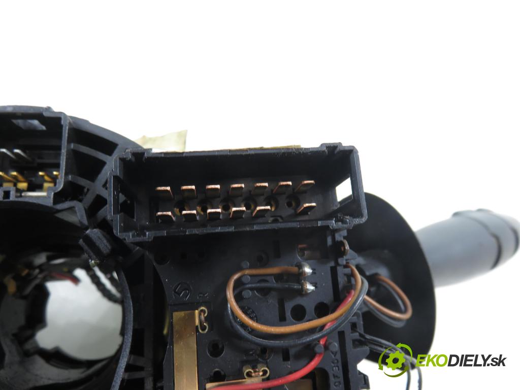 RENAULT ESPACE IV (JK0/1_) MINIVAN 2007 110,00 2.0 dCi 150 - M9R 740 1995,00 páčka/prepínač 8200420148 ; 8200328899