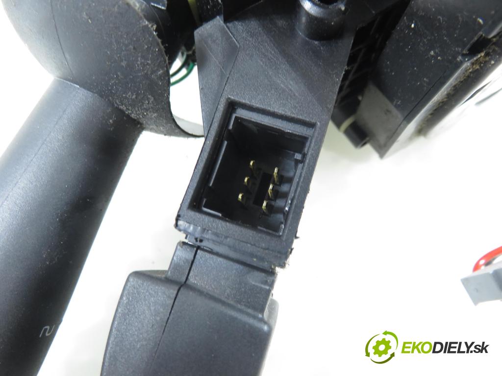 RENAULT ESPACE IV (JK0/1_) MINIVAN 2007 110,00 2.0 dCi 150 - M9R 740 1995,00 páčka/prepínač 8200420148 ; 8200328899