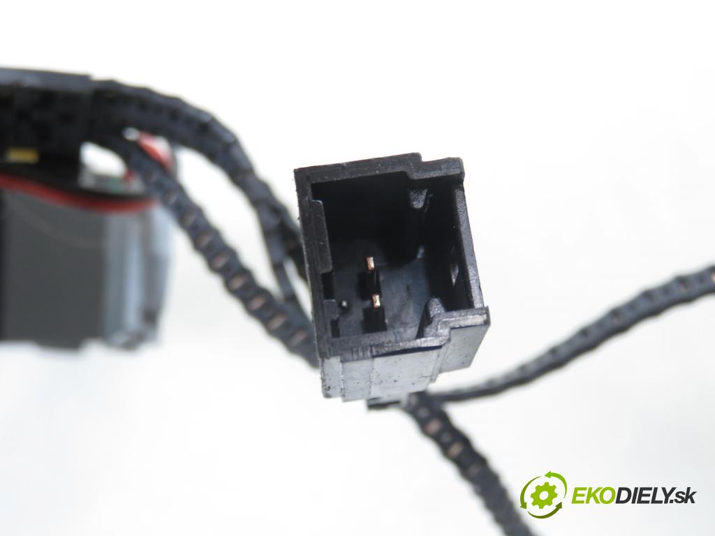 RENAULT ESPACE IV (JK0/1_) MINIVAN 2007 110,00 2.0 dCi 150 - M9R 740 1995,00 páčka/prepínač 8200420148 ; 8200328899