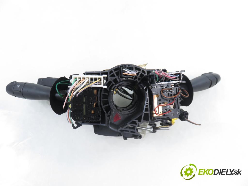 RENAULT ESPACE IV (JK0/1_) MINIVAN 2007 110,00 2.0 dCi 150 - M9R 740 1995,00 páčka/prepínač 8200420148 ; 8200328899