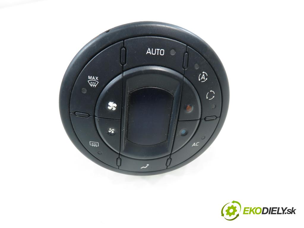 RENAULT ESPACE IV (JK0/1_) MINIVAN 2007 110,00 2.0 dCi 150 - M9R 740 1995,00 Panel kúrenia KLIMATRONIK 8200367333