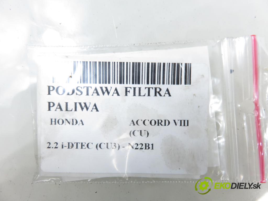HONDA ACCORD VIII (CU) SEDAN 2009 110,00 2.2 i-DTEC (CU3) - N22B1 2199,00 Obal filtra paliva  (Obal palivového filtra)