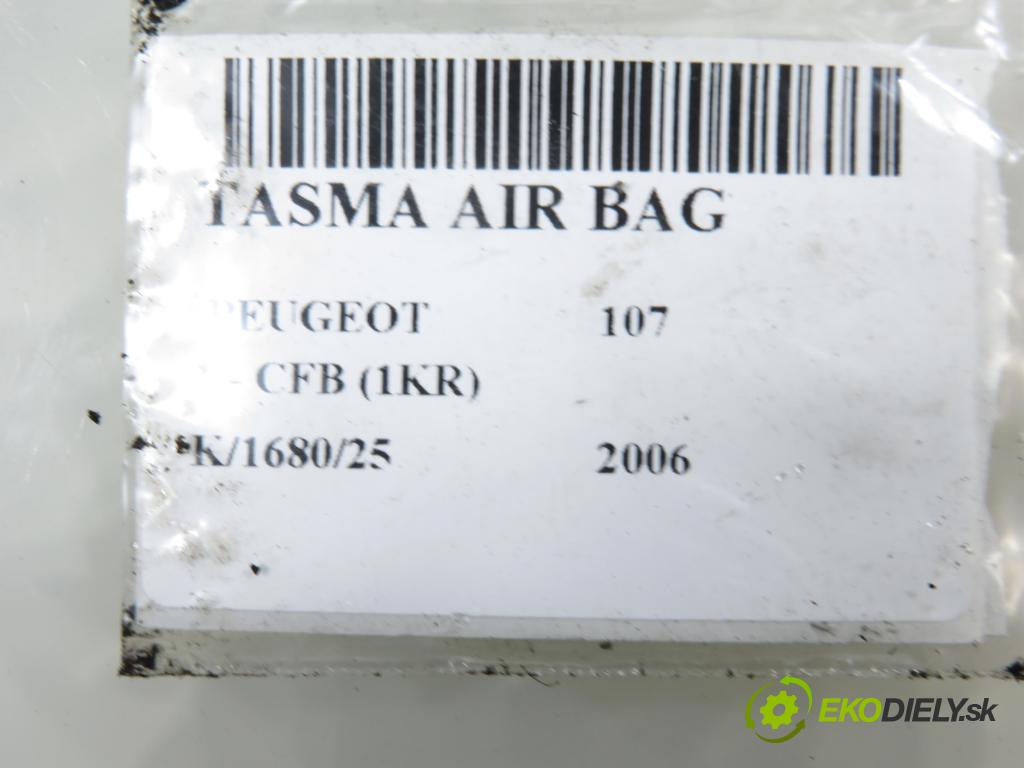 PEUGEOT 107 (PM_, PN_) HB 2006 50,00 1.0 68 - CFB (1KR) 998,00 PÁSKA: air BAG