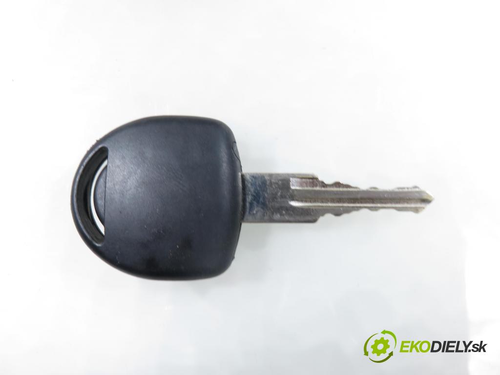 OPEL ZAFIRA A Nadwozie Wielkopojemne (MPV) (T98)  MINIVAN 2001 74,00 2.0 DTI 16V 101 - Y 20 DTH 1995,00 spinačka 90589313 ; 90589389 ; 5WK4763 (Spínacia skrinka)