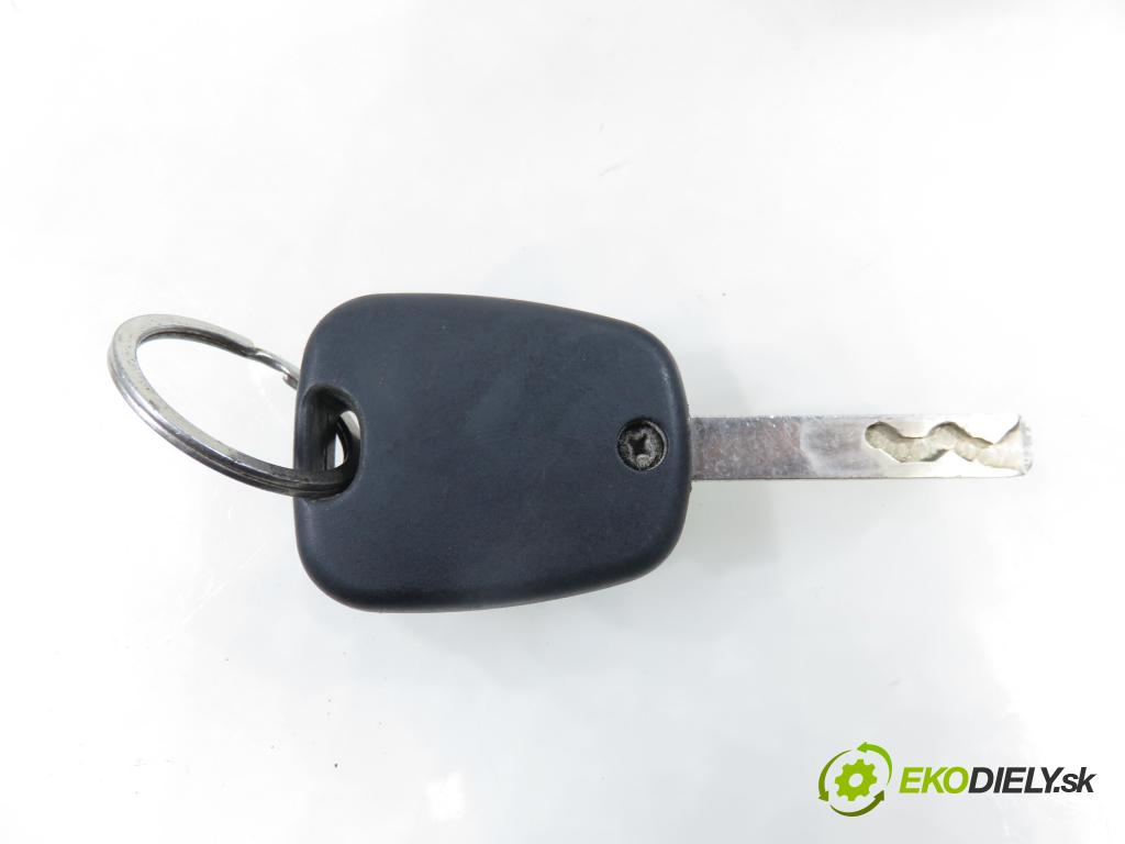 PEUGEOT 107 (PM_, PN_) HB 2006 50,00 1.0 68 - CFB (1KR) 998,00 spinačka N0502200 ; N0501477 (Spínacia skrinka)