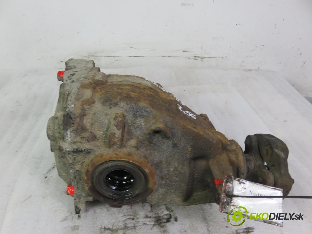 BMW 3 (E90) SEDAN 2006 120,00 2.0 320 d 163 1995,00 ,diferenciál 7556678 ; 256