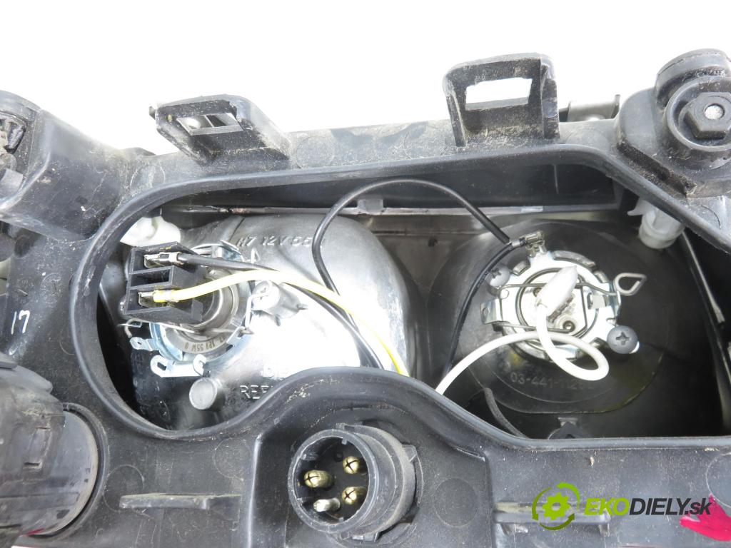 AUDI A3 (8L1) HB 1996 92,00 1.8 - AGN 1781,00 Svetlo LP