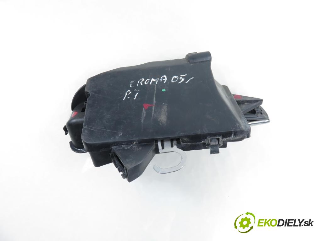 FIAT CROMA (194_) KOMBI 2005 110,00 1.9 D Multijet 150 - 939 A2.000 1910,00 Kľučka 51734942