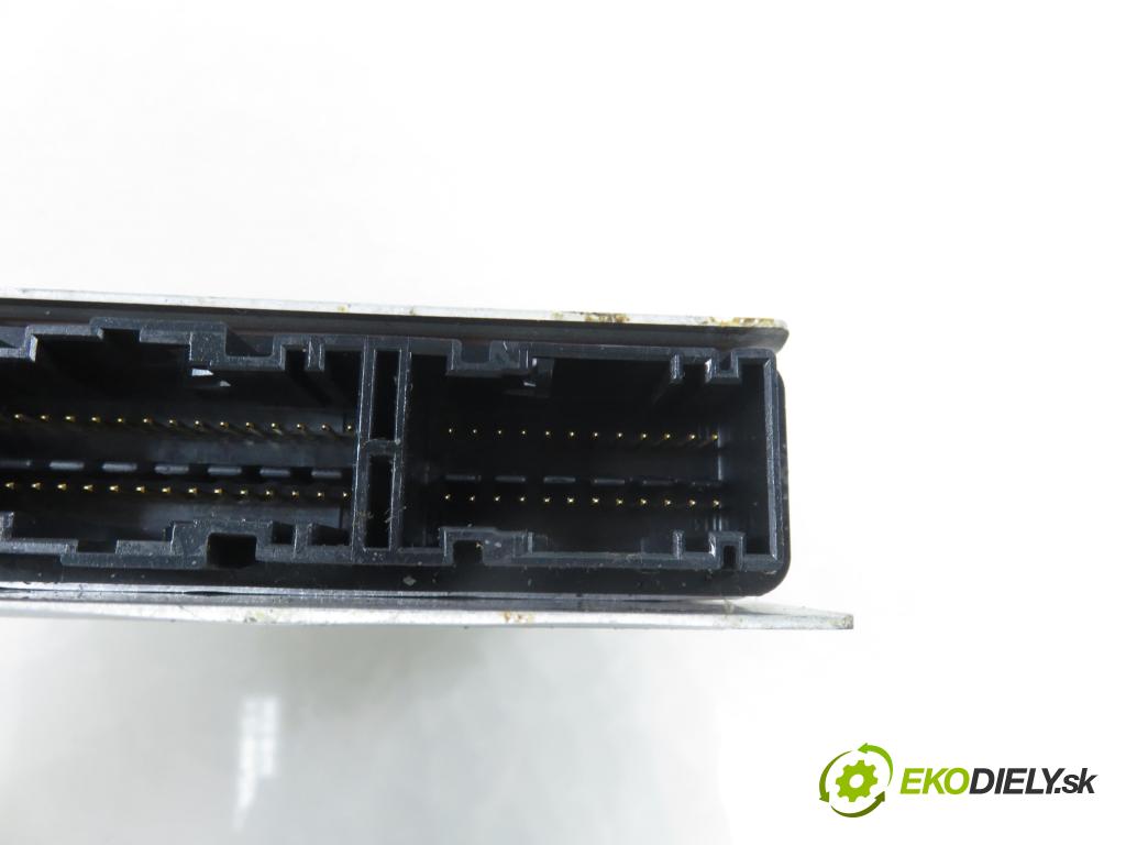 FIAT CROMA (194_) KOMBI 2005 110,00 1.9 D Multijet 150 - 939 A2.000 1910,00 MODUL air BAG 51746149