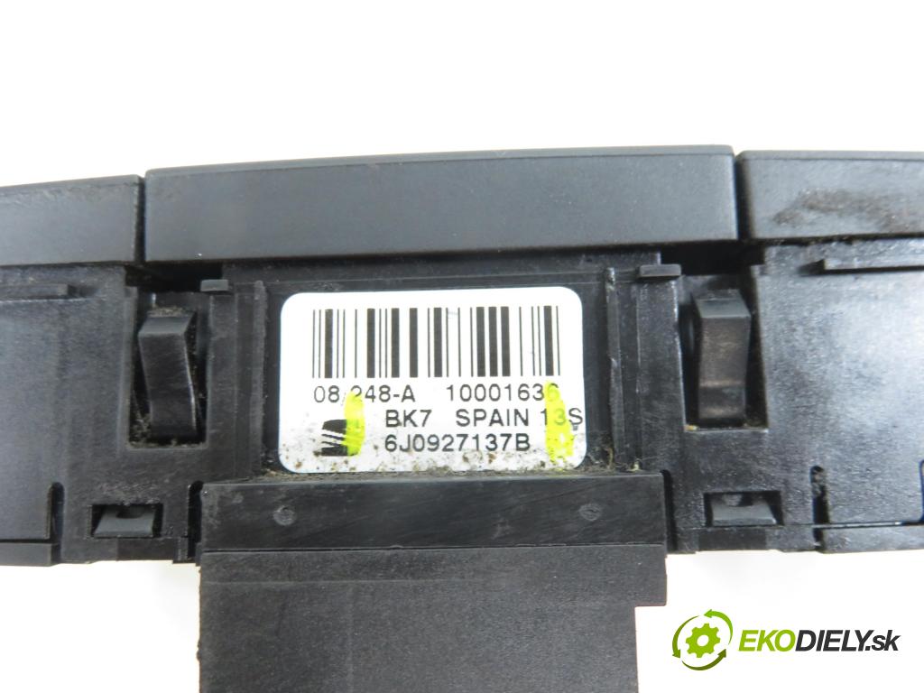 SEAT IBIZA IV (6J5, 6P1) HB 2009 77,00 1.9 TDI - BLS 1896,00 prepínač výstražných (núdzových) 6J0927137B