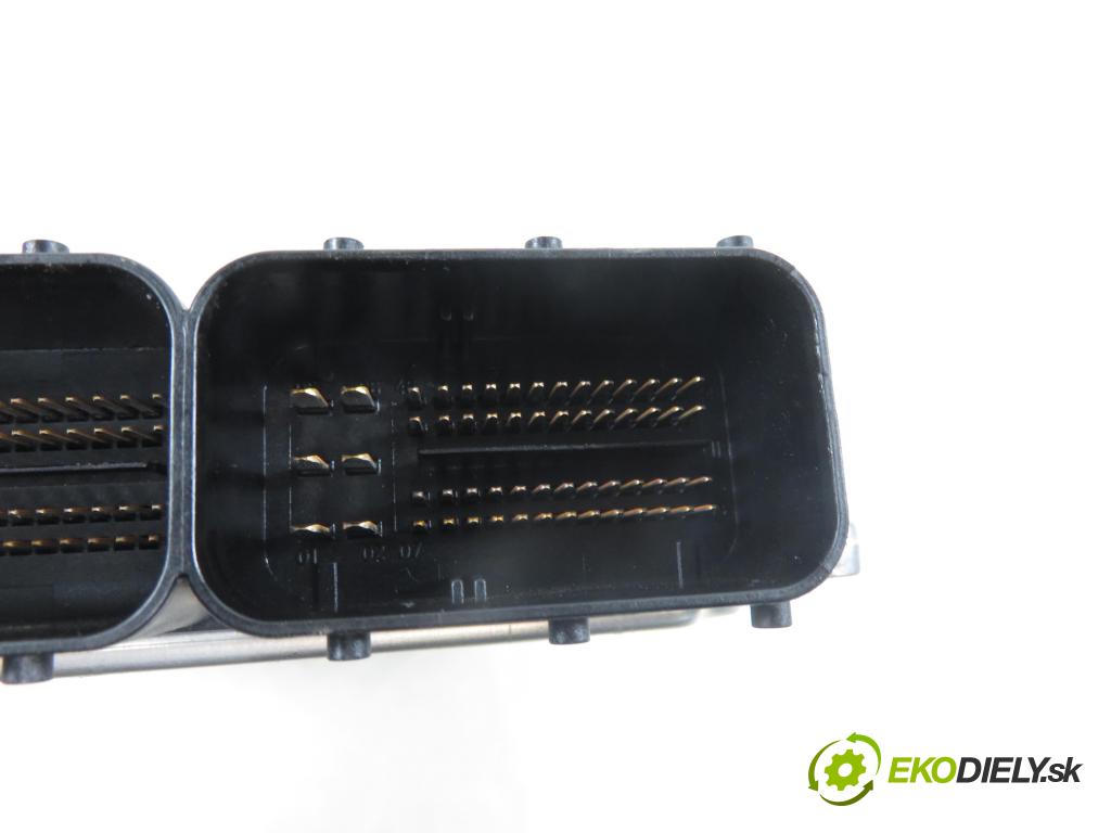 BMW X3 (E83) SUV 2005 110,00 2.0 d 150 - M47 D20 (204D4) 1995,00 Riadiaca jednotka Motor 0281011564 ; 7796571