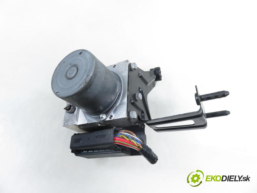 BMW X3 (E83) SUV 2005 110,00 2.0 d 150 - M47 D20 (204D4) 1995,00 Pumpa ABS 3451341929601 (Pumpa ABS)