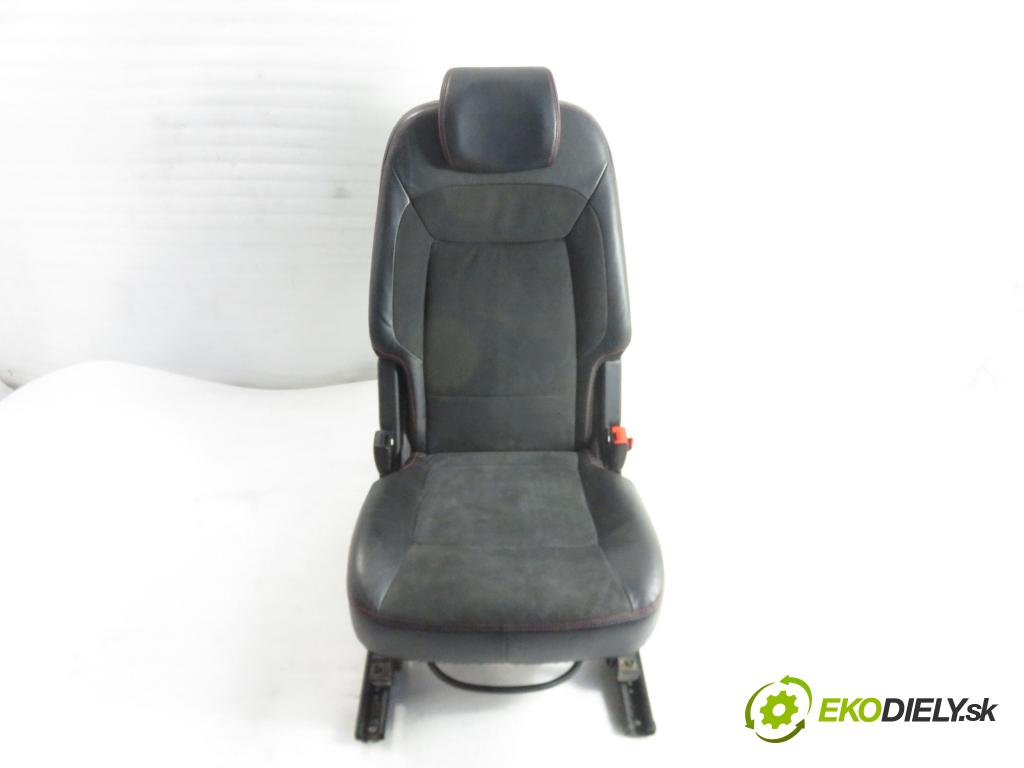 FORD S-MAX (WA6) MINIVAN 2008 129,00 2.2 TDCi - Q4WA 2179,00 Sedadlo 2 rad STREDNÝ: 