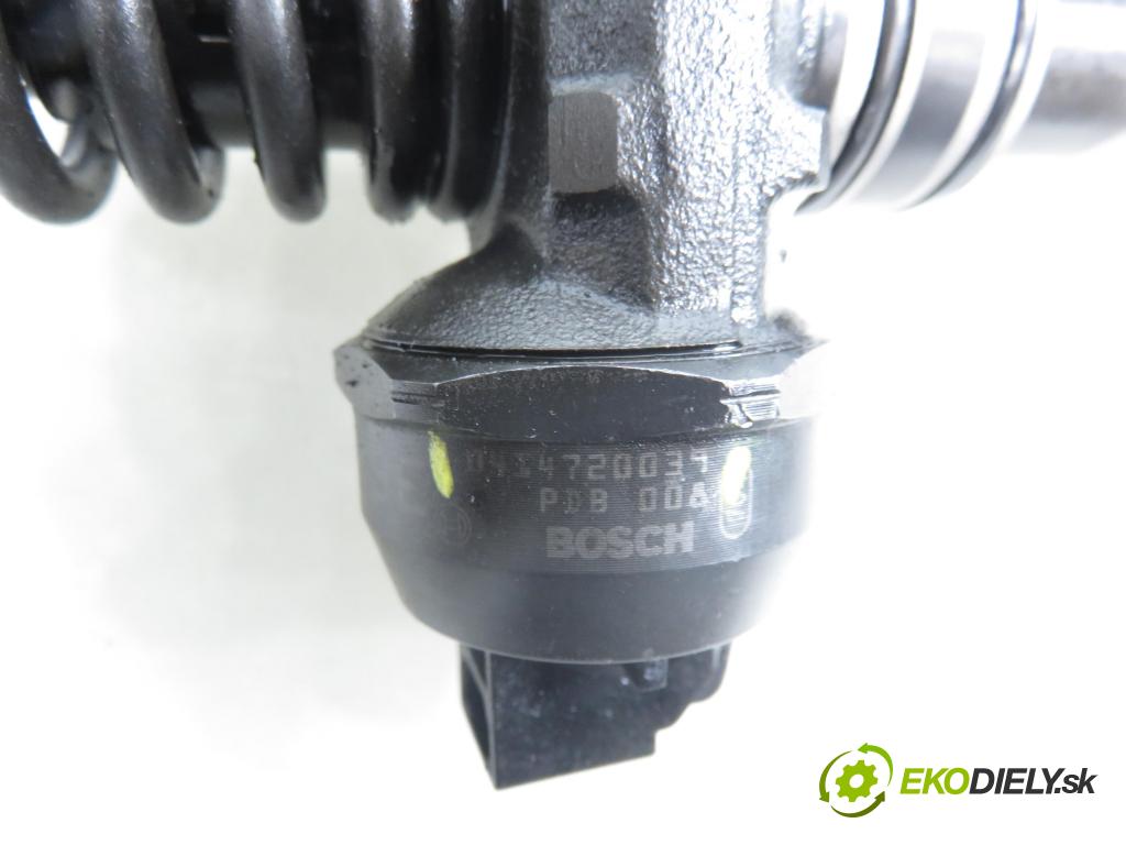 AUDI A4 (8E2, B6) SEDAN 2001 96,00 1.9 TDI PD 130 - AWX 1896,00 Vstrekovač 038130073AL ; 0414720039 (Vstrekovač paliva)