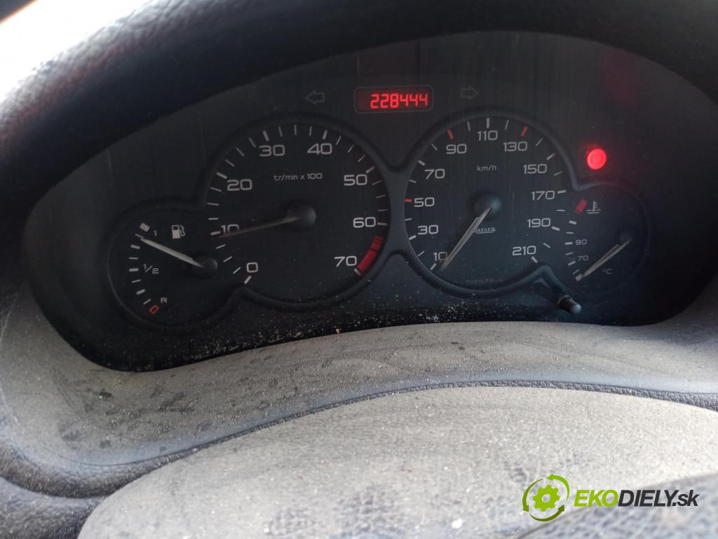 PEUGEOT 206 liftback (2A/C) HB 2000 440,00 1.1 i - HFX (TU1JP) 1124,00 Prístrojovka elektrický 9634961180
