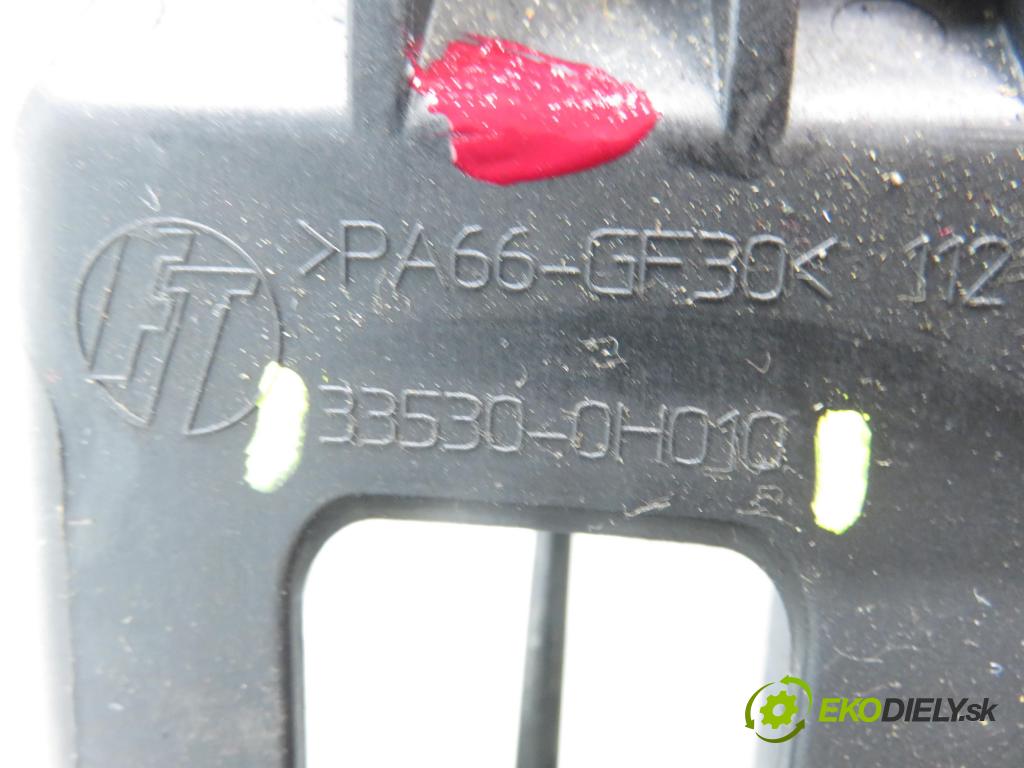 PEUGEOT 107 (PM_, PN_) HB 2006 50,00 1.0 68 - CFB (1KR) 998,00 ZVEDÁK: 335300H010