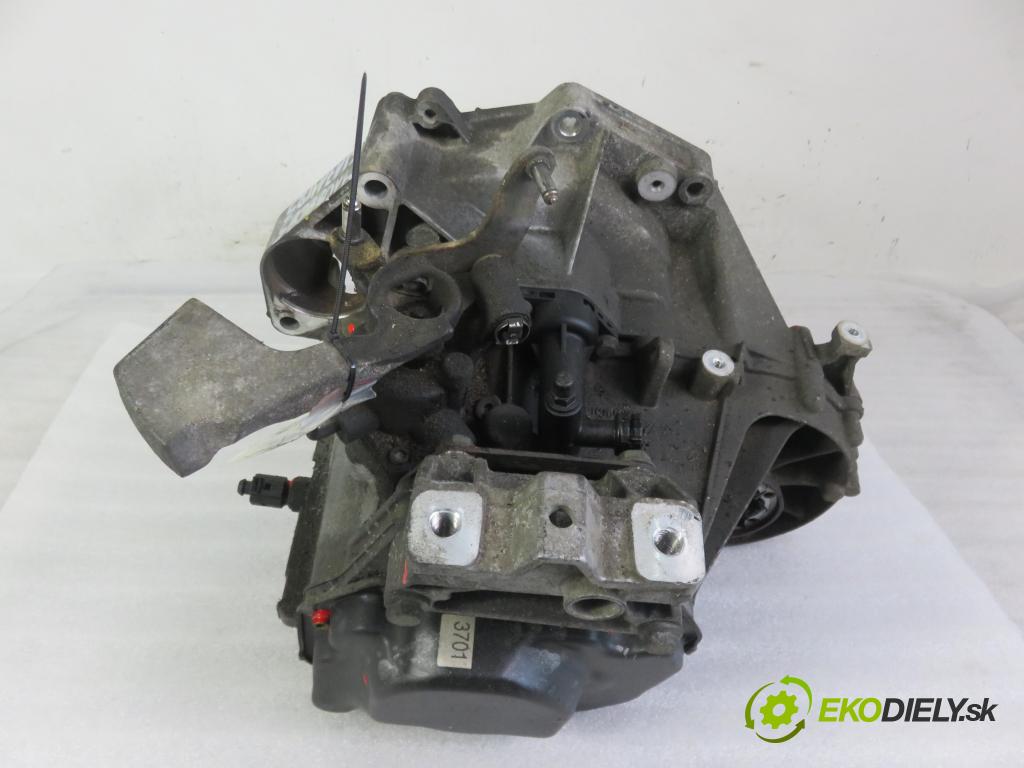 VW GOLF V (1K1) HB 2005 55,00 1.4 16V - BCA 1390,00 Prevodovka MANUALNA FXQ