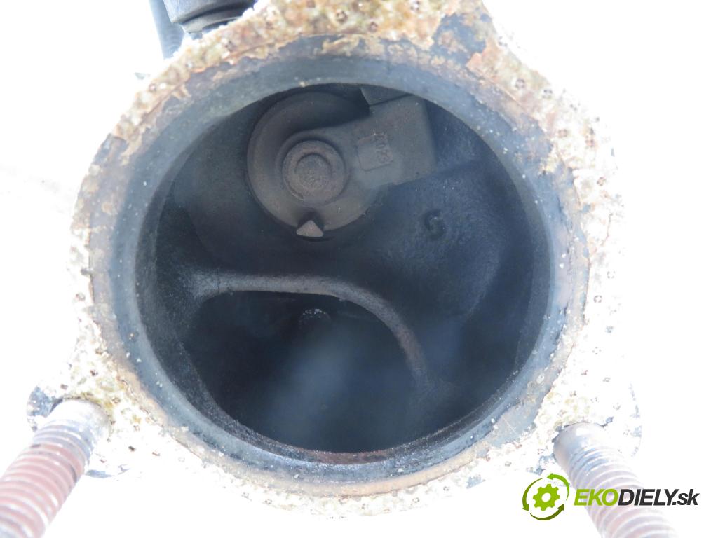 AUDI A4 (8E2, B6) SEDAN 2002 110,00 1.8 T - AVJ 1781,00 RYCHLONABÍJEČKA: 058145703J (Kompletní turbodmychadlo)