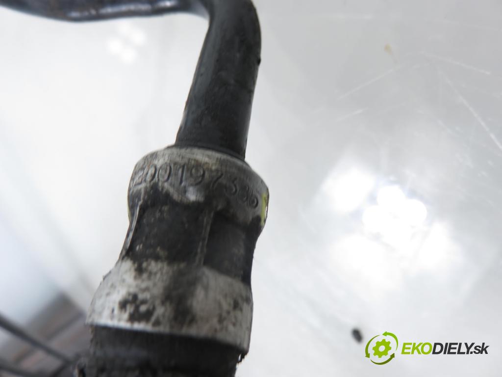 RENAULT GRAND ESPACE IV (JK0/1_) MINIVAN 2003 125,00 2.0 Turbo (JK0A, JK0B, JK0N) - F4R 797 1998,00 Chladič servočerpadlo 8200197385