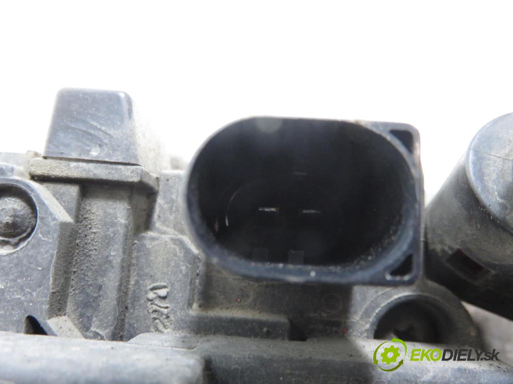 VW GOLF IV (1J1) HB 1999 74,00 1.6 - AKL 1595,00 Alternátor 028903028C ; 0124315003 (Alternátor)