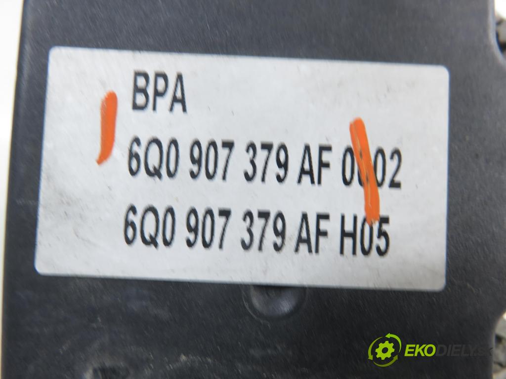 SKODA FABIA I Combi (6Y5) KOMBI 2007 51,00 1.4 TDI - BNM 1422,00 Pumpa ABS 6Q0907379AF ; 0265800511 (Pumpa ABS)