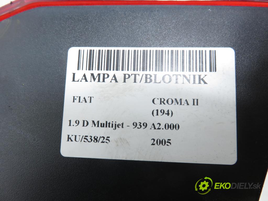 FIAT CROMA (194_) KOMBI 2005 110,00 1.9 D Multijet 150 - 939 A2.000 1910,00 světlo pravé zadní 51727249