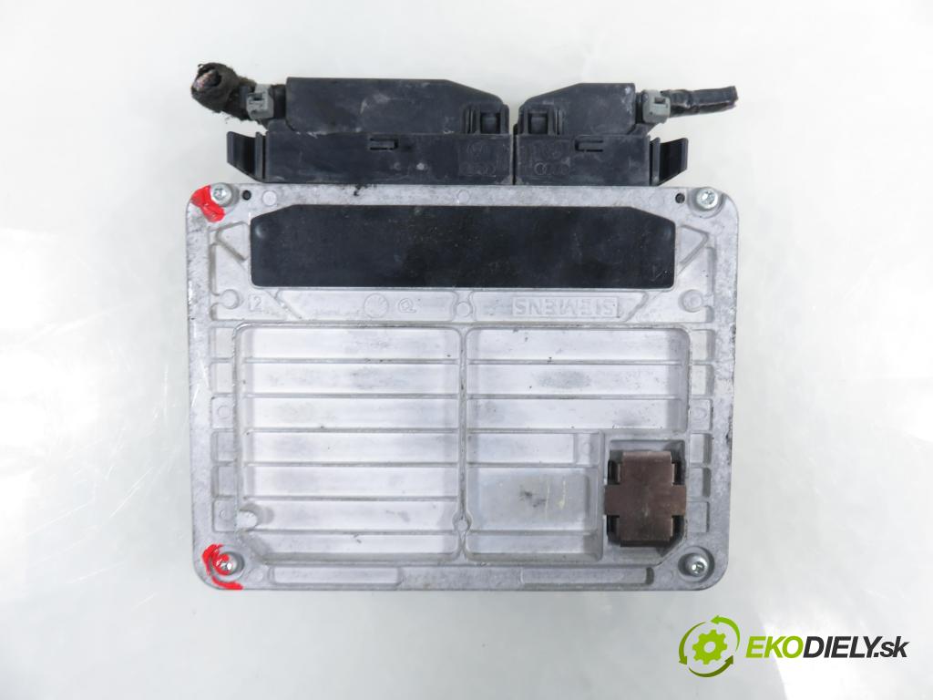 VW GOLF IV (1J1) HB 1999 74,00 1.6 - AKL 1595,00 Riadiaca jednotka Motor 06A906019AK ; 5WP4417